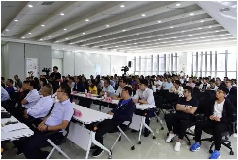 加强国有企业加强人才队伍建设的具体措施探讨论文