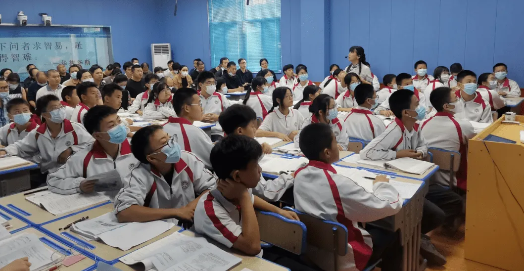 初中历史学科中减负提质增效的几点思考论文