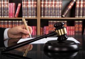 律师视野中的刑事案件分析方法论文