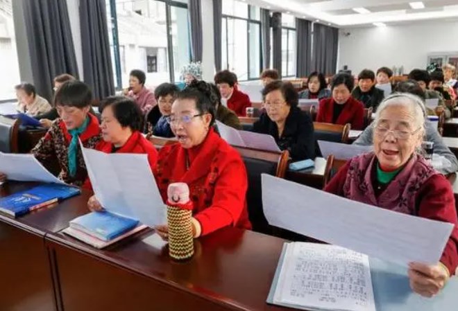 洛阳老年大学音乐教育的思考与建议论文