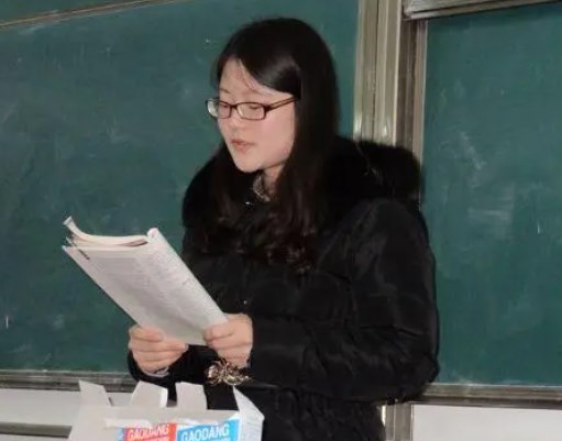 美育视域下高职艺术设计类主题班会策略探析论文