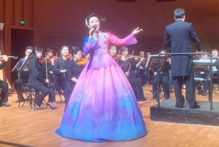 区域特色文艺作品与新时代主旋律切合的可行性探索论文
