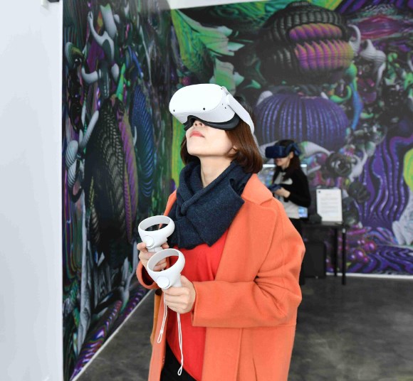 艺术生产论视域下VR影像对影像语言的发展方式论文