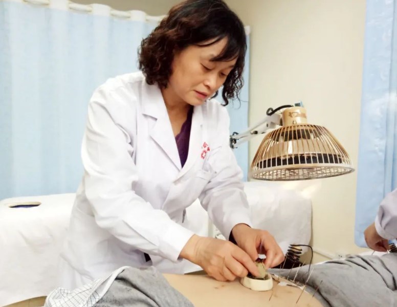 针灸联合早期肢体康复训练在脑梗死后偏瘫中的 应用研究论文