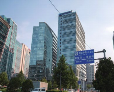 面对 AI 大模型更需要冷静和定力论文