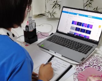 开放教育学位英语混合式教学模式创新研究论文