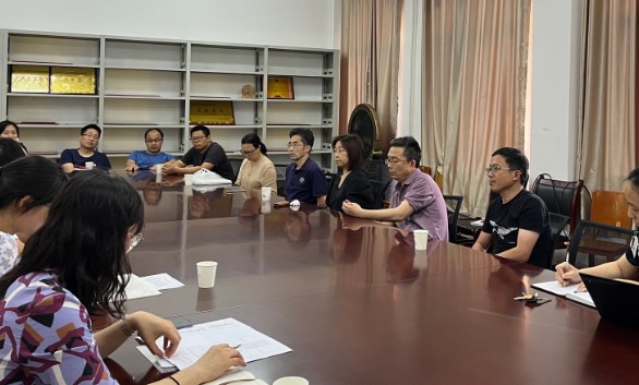 工程教育专业认证背景下的有机化学课程思政探索论文