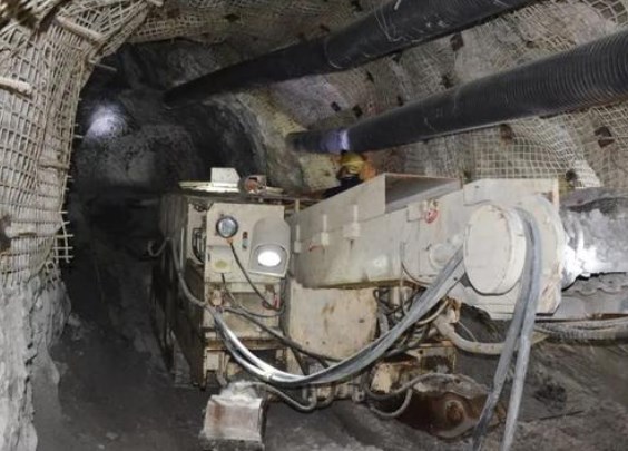 解决黄金矿山机械安全生产问题的主要策略论文