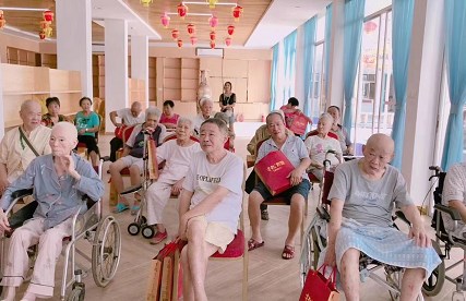 沉浸式艺术疗愈在老年临终关怀领域的设计策略论文