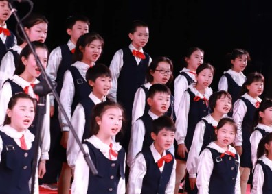 基于音乐学科特征下表现性评价的运用策略论文