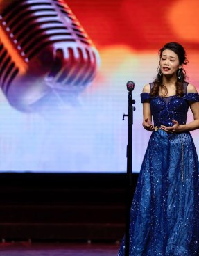 声乐演唱中的情感表达论文