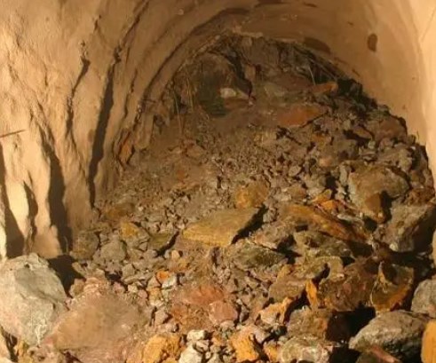深部区域破碎围岩开拓巷道围岩控制技术研究论文
