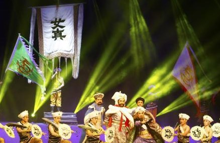 从“基因密码”探寻满族新城戏文化承袭论文