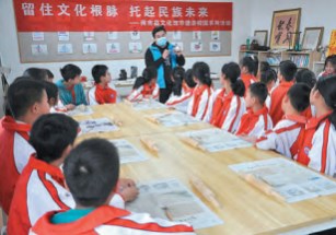 花棍舞鹿城，点燃非遗校园传承的文化薪火论文