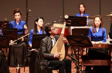 民族音乐在群众文化建设中的运用分析论文