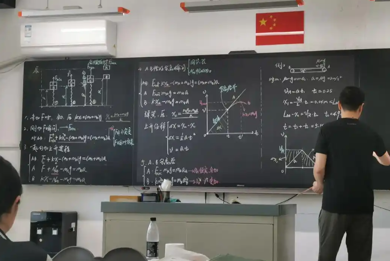 18aabfc8e2db4743b4aeb9387427dfb6.png 18aabfc8e2db4743b4aeb9387427dfb6.png